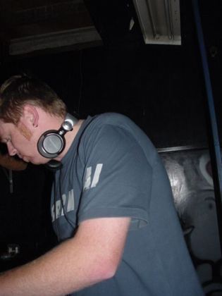 DJ Cuta - System 6 rave DJ, Brisbane