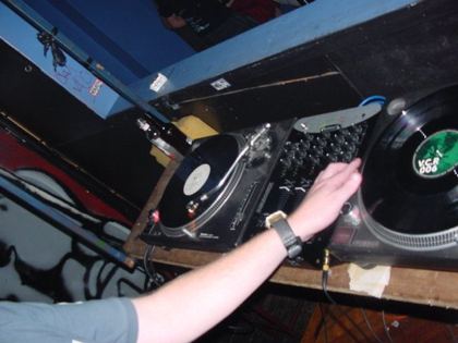 DJ Cuta - System 6 rave DJ, Brisbane