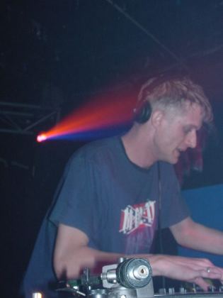 DJ Thief - System 6 rave DJ, Brisbane