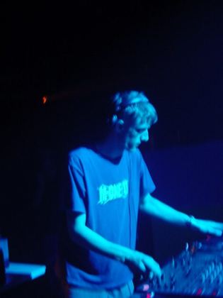 DJ Thief - System 6 rave DJ, Brisbane