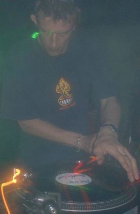 DJ Thief - System 6 rave DJ, Brisbane