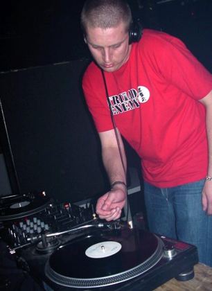 Ed Real - System 6 rave DJ, Brisbane
