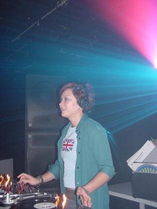 Jen E - System 6 rave DJ, Brisbane