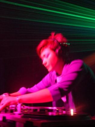 Jen E - System 6 rave DJ, Brisbane