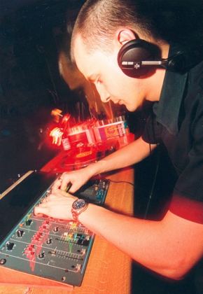Jon Langford - System 6 rave DJ, Brisbane